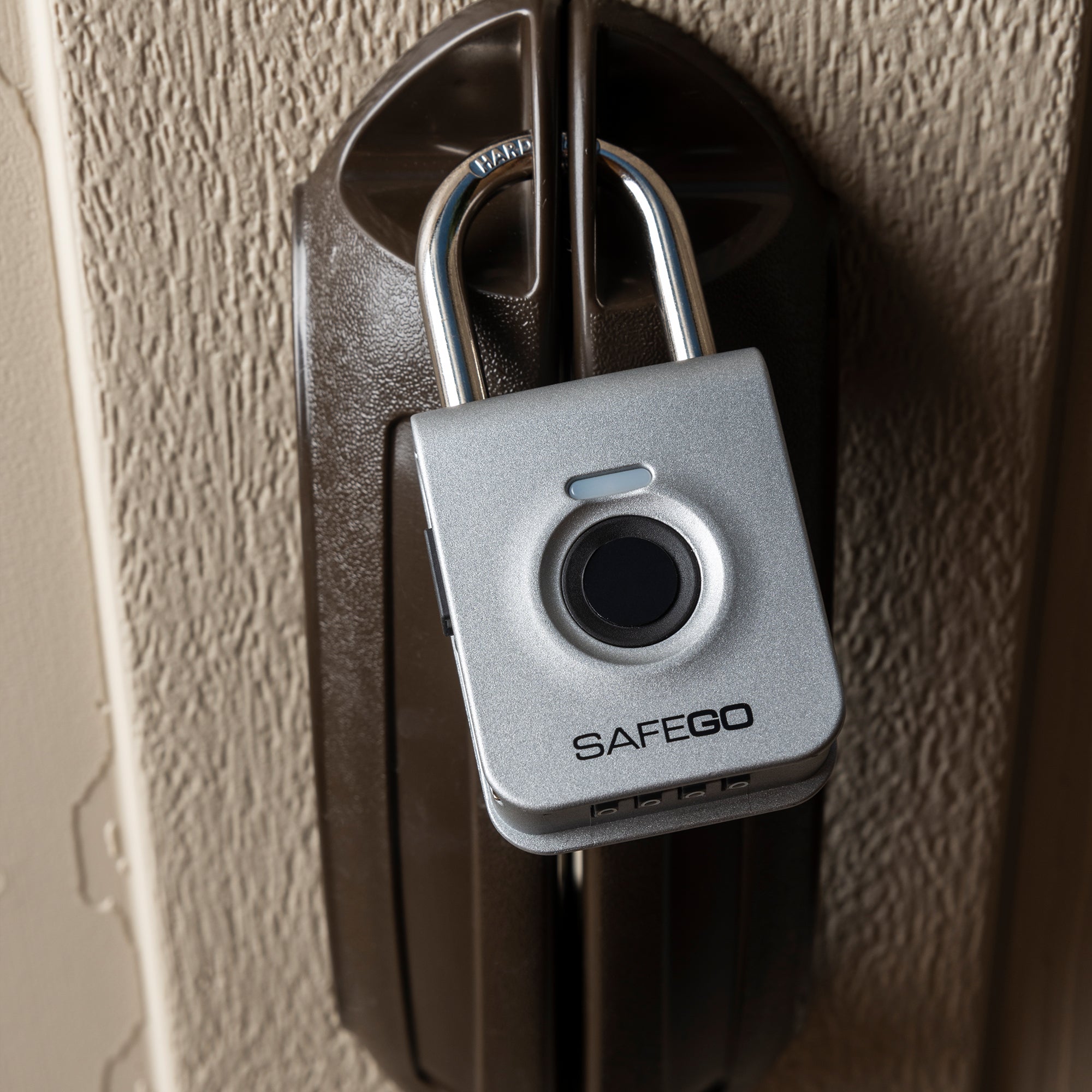 Fingerprint + Combination Padlock - SAFEGO.