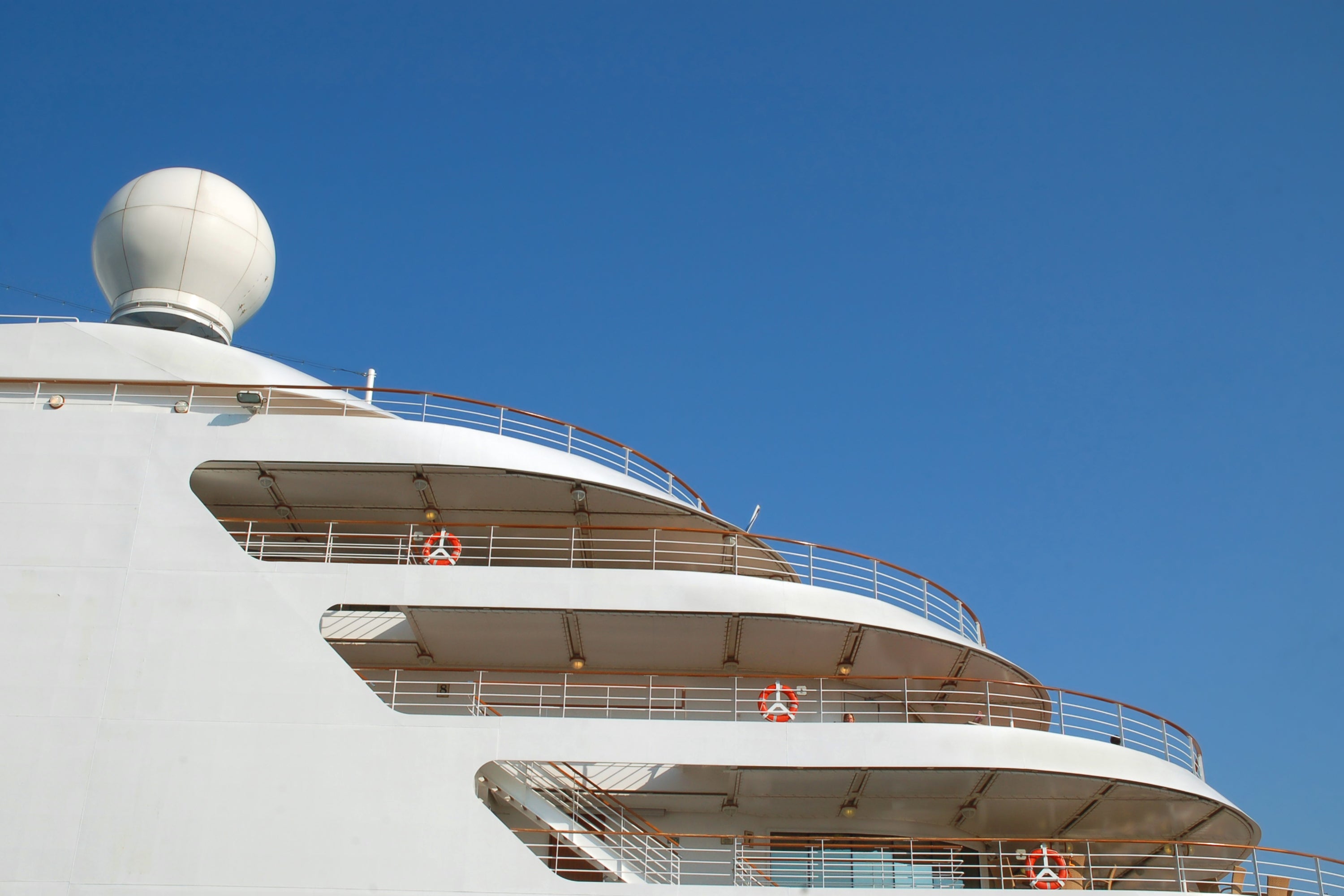 7 Best Items to Bring on a Cruise