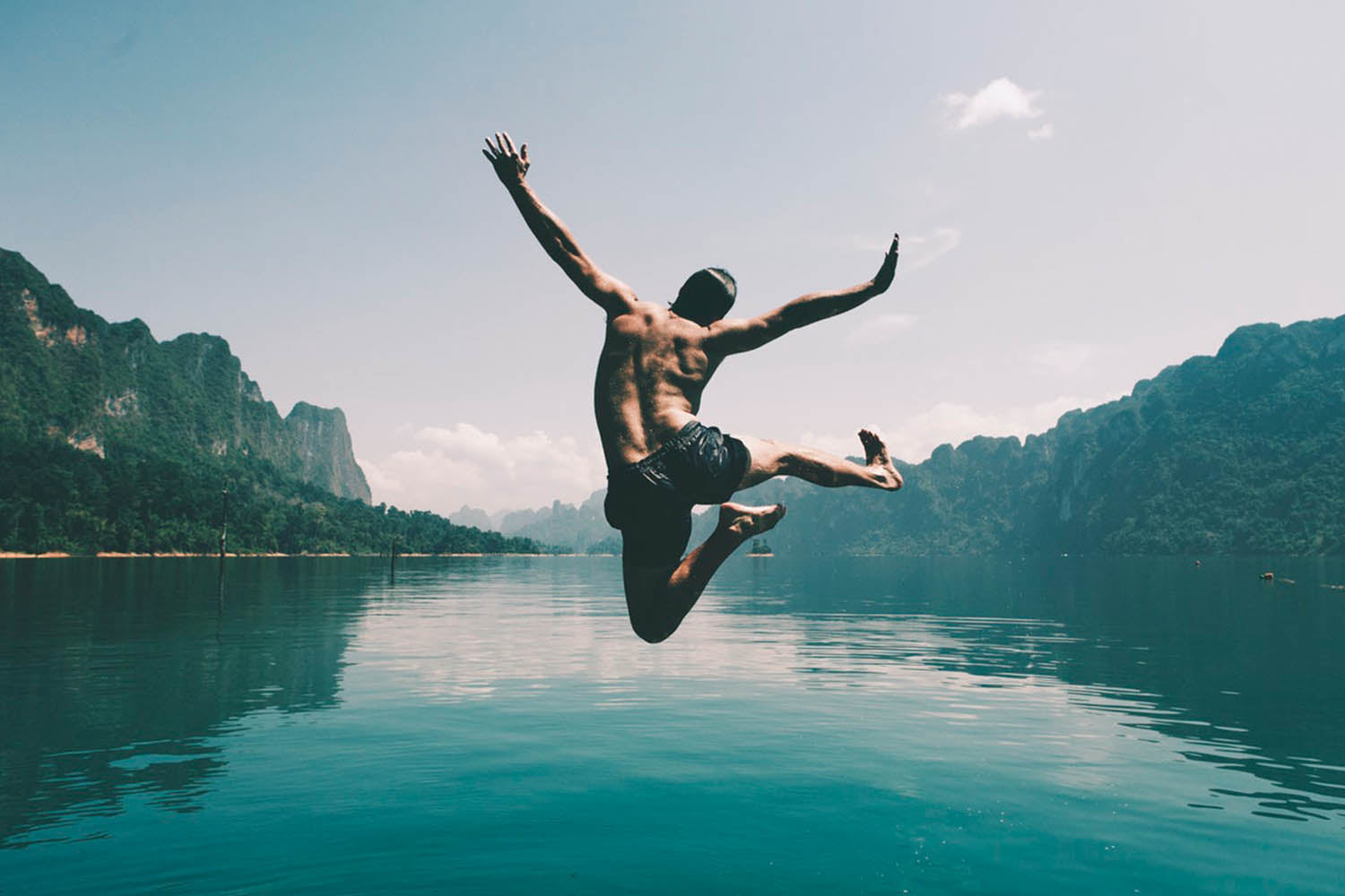 Adventure More While Spending Less With These Money-Saving Travel Tips