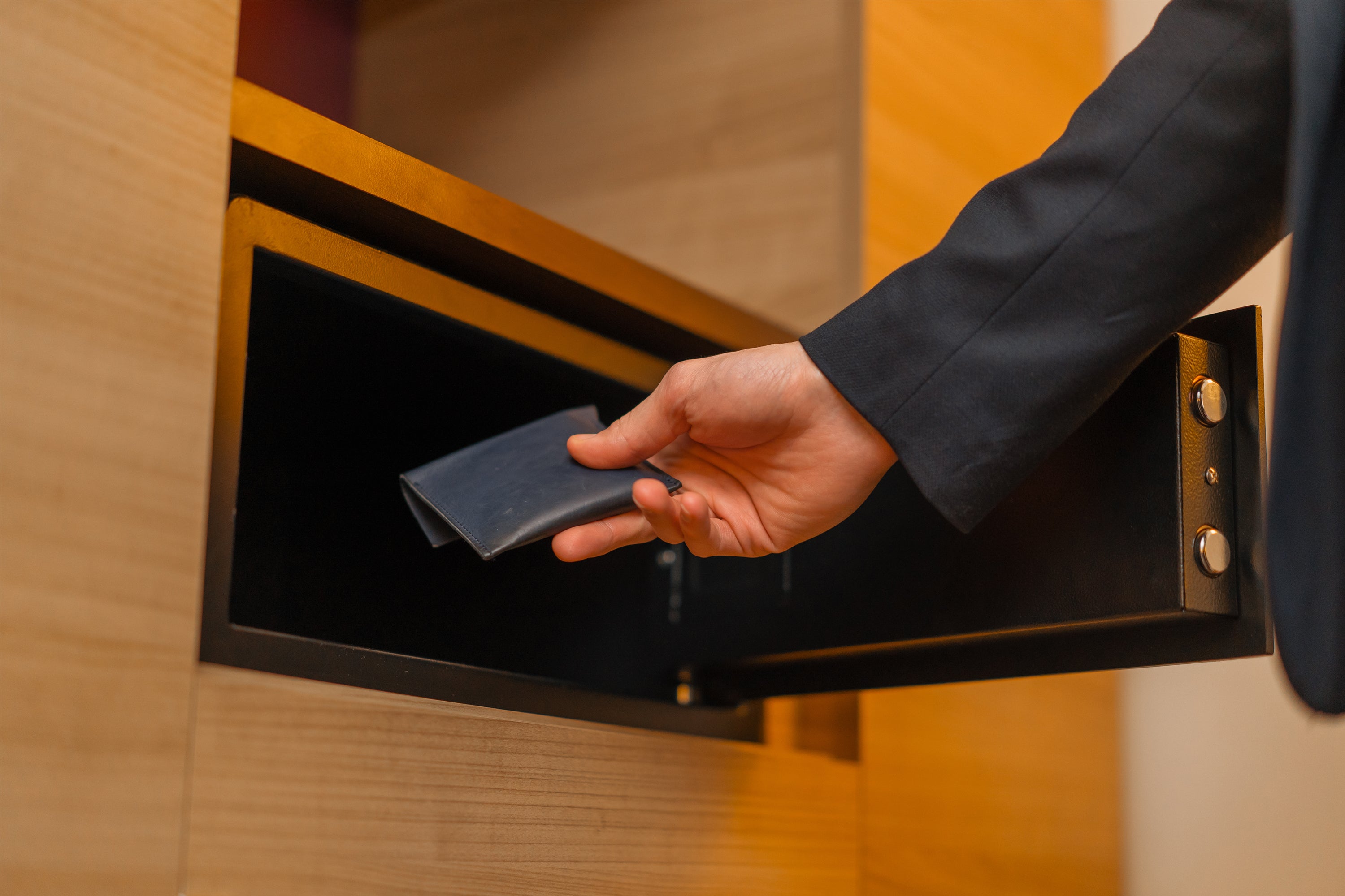 Why Hotel Safes Are Not Safe – And What You Should Use Instead