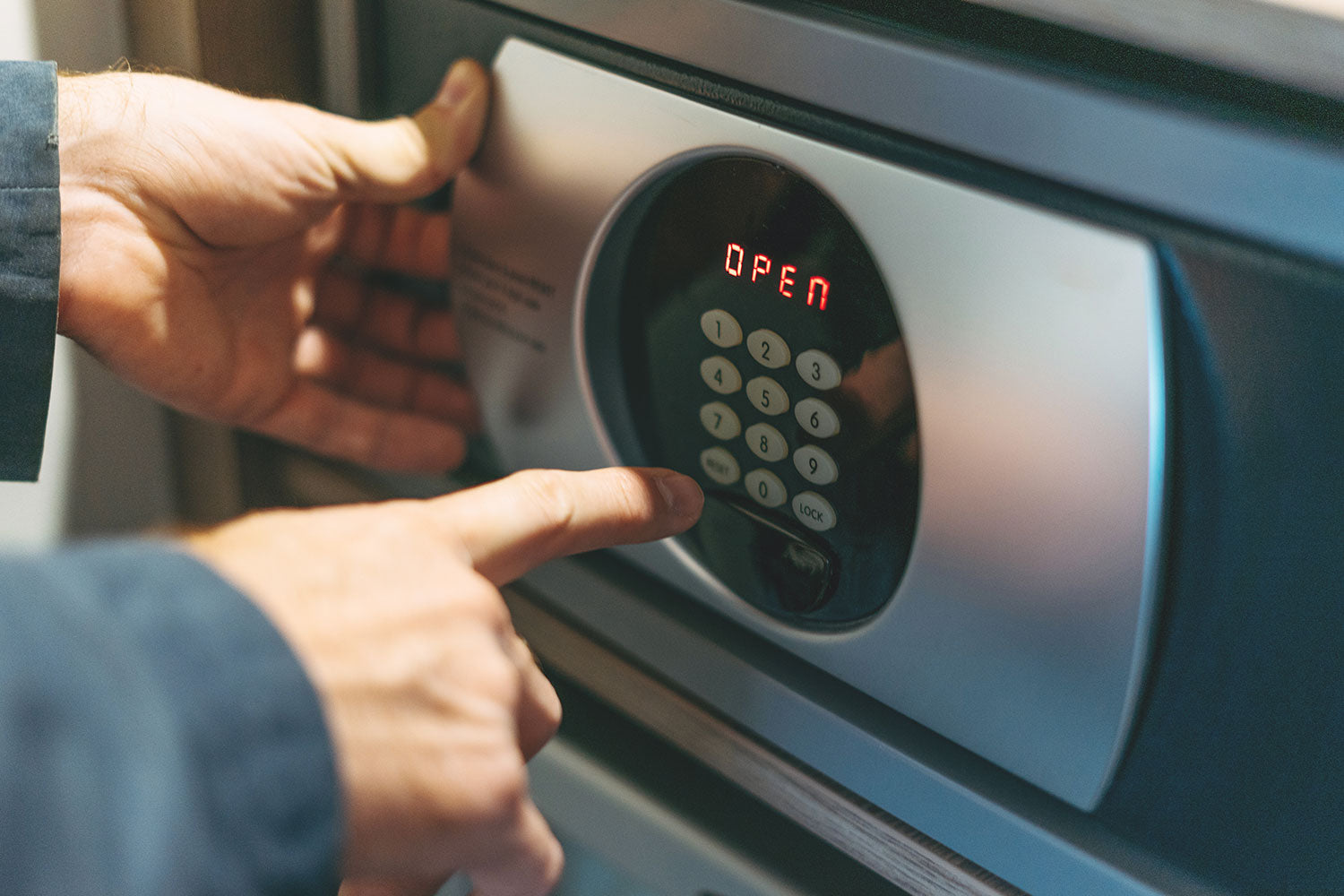 Why Hotel Safes Aren’t Enough—and How SAFEGO Steps Up